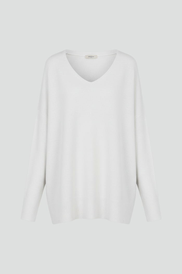 Women’s V-Neck Sweater with Dropped Shoulders and Straight Hem