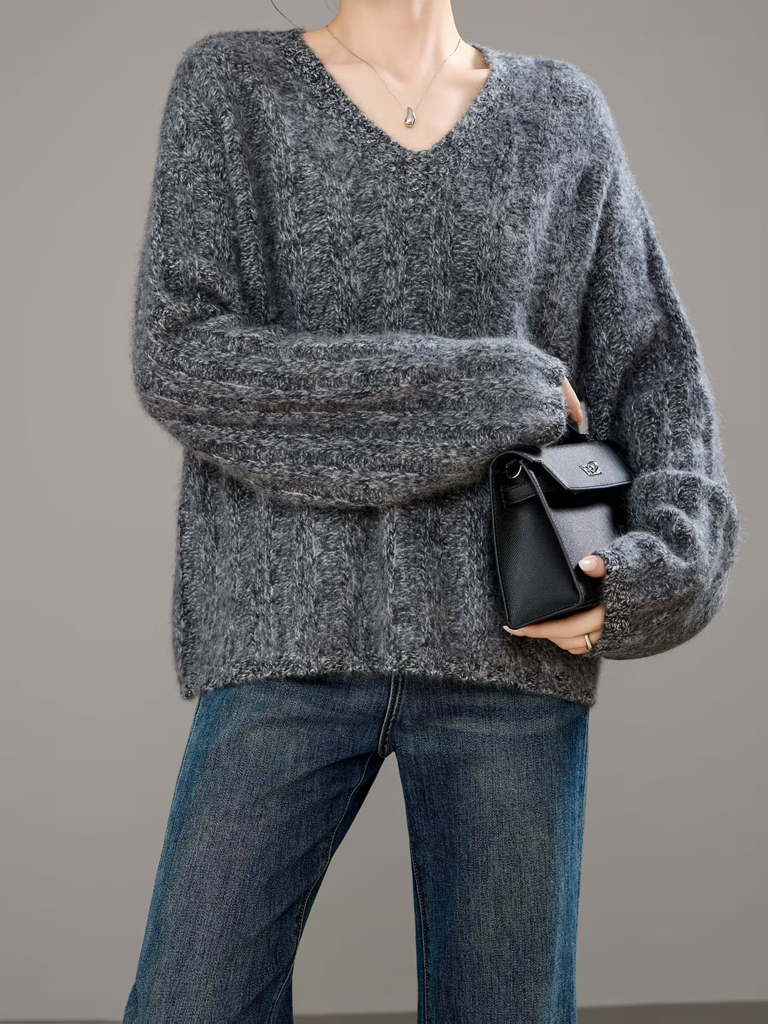 Brushed Ribbed Cashmere V-Neck Jumper