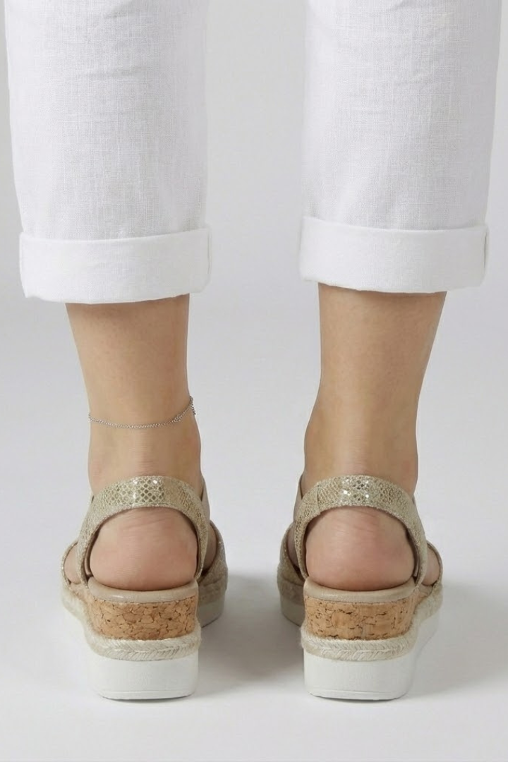 Women’s Sandals with Open Toe and Metal Ring Straps