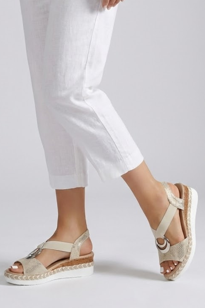 Women’s Sandals with Open Toe and Metal Ring Straps