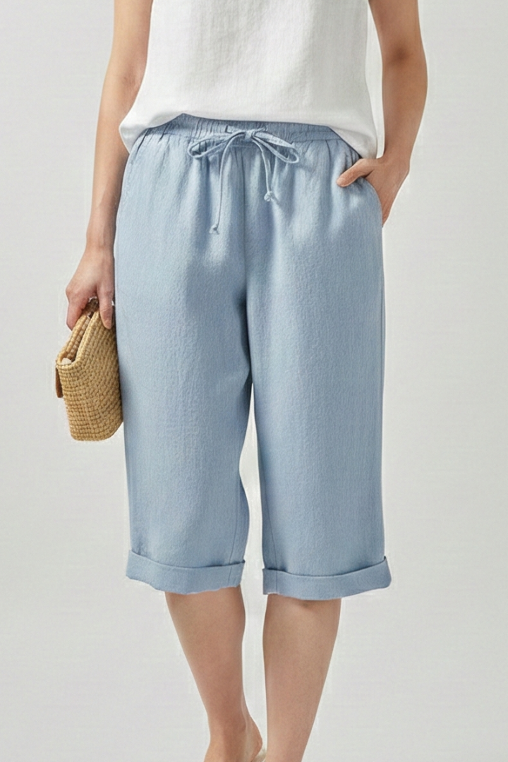 Women’s Capri Shorts with Elastic Waist and Side Pockets