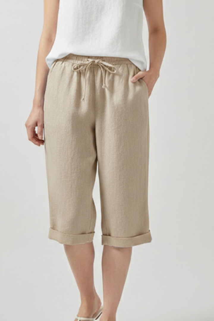 Women’s Capri Shorts with Elastic Waist and Side Pockets