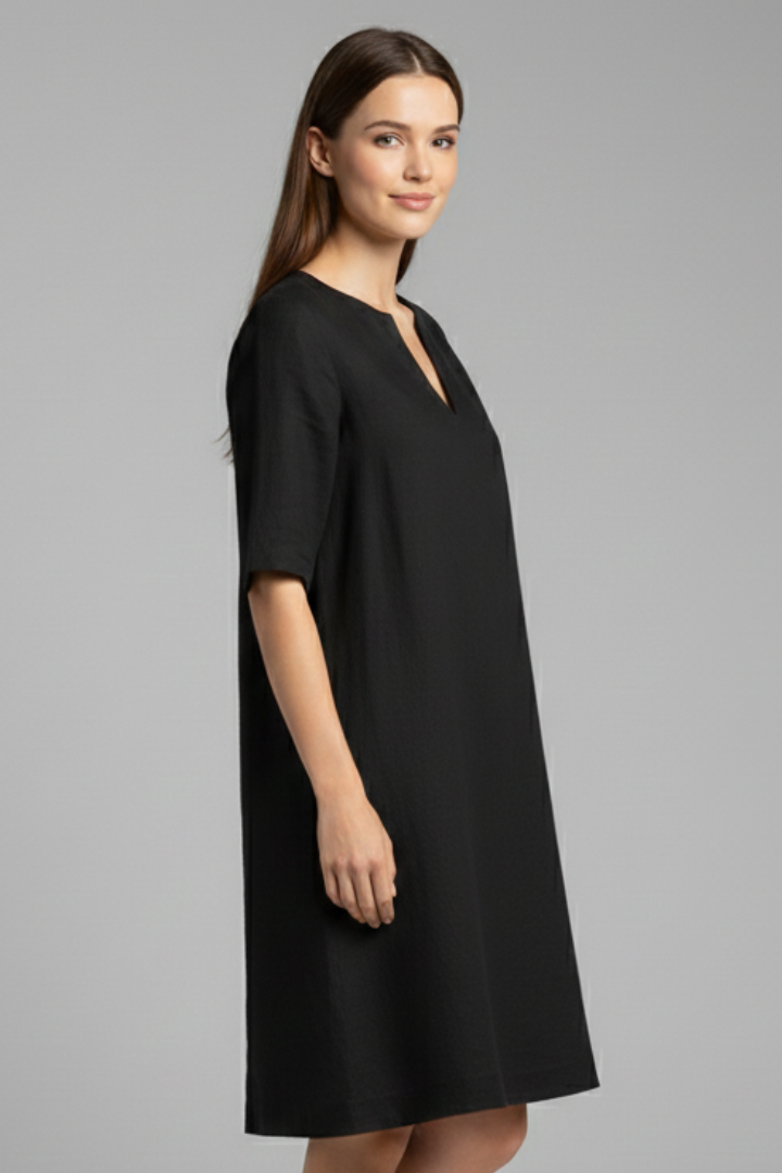 Women’s Dress with V-Neck and Three-Quarter Sleeves