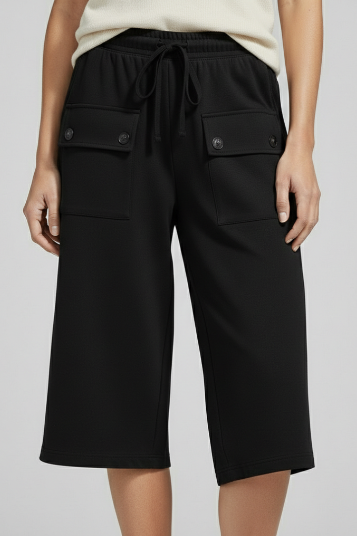 Women’s Knee Length Shorts with Elastic Waist and Pockets