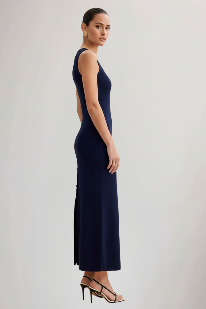 Women’s Knit Maxi Dress with Sleeveless Cut and Front Buttons