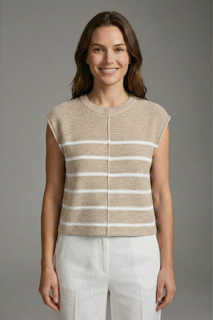 Women’s Knit Top with Round Neck and Striped Pattern