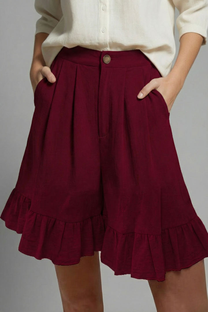 Women’s Shorts with Elastic Waist and Wide Legs