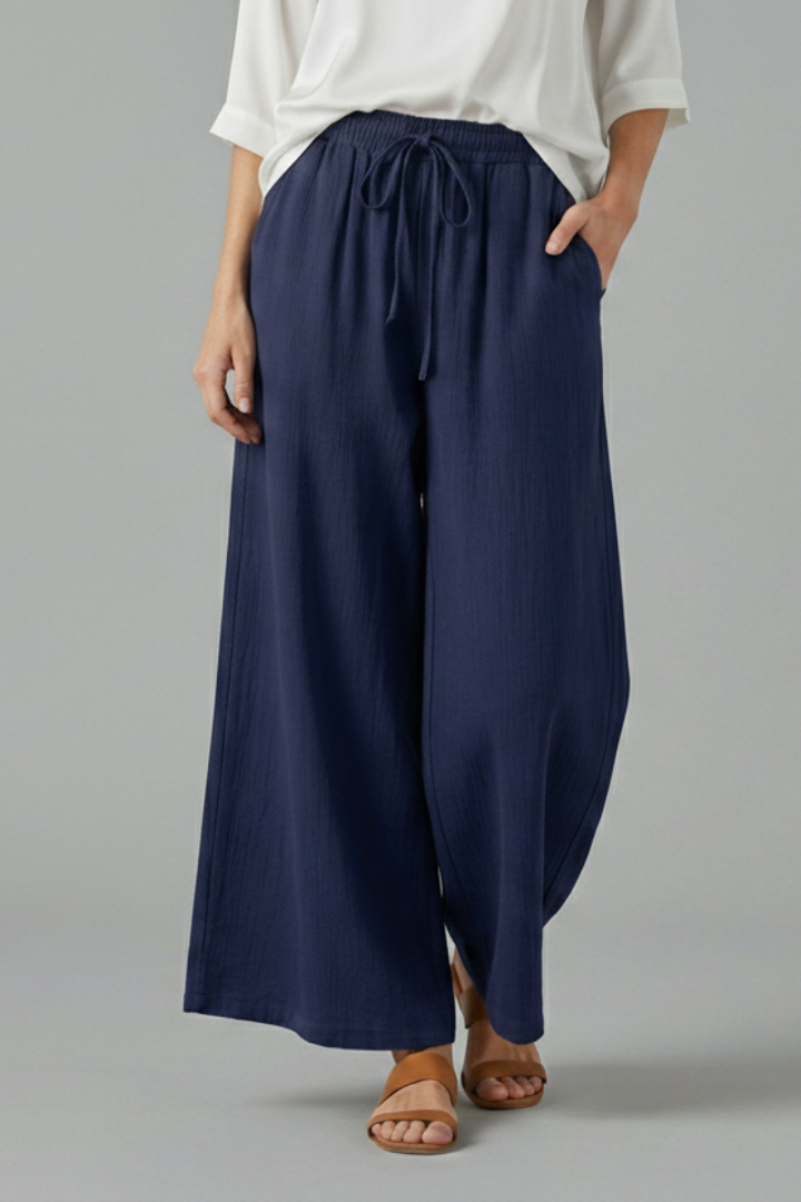 Women’s Trousers with Drawstring and Wide Legs