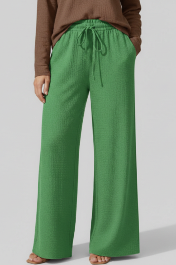 Women’s Trousers with Elastic Waist and Wide Legs