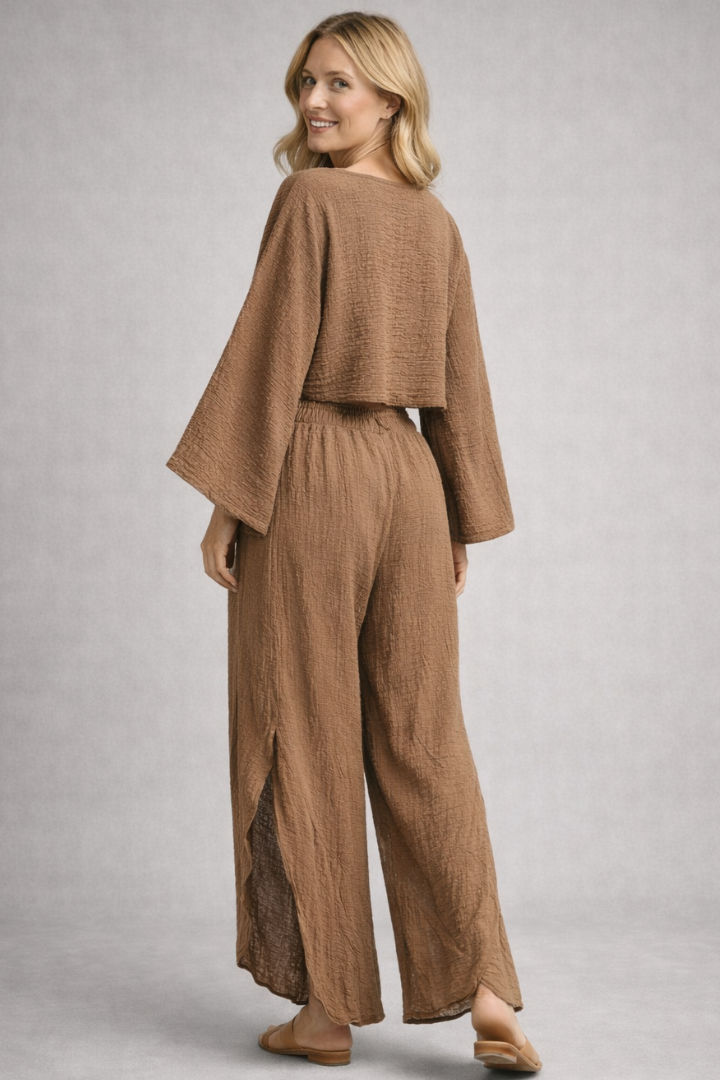 Women’s Two-Piece Set with Long Sleeves and Wide Legs